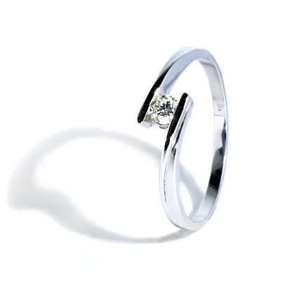 Elegantný diamantový prsteň 0.13 ct
