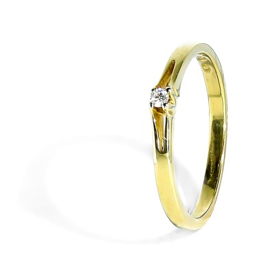 Zlatý zásnubný prsteň s diamantom 0.03 ct