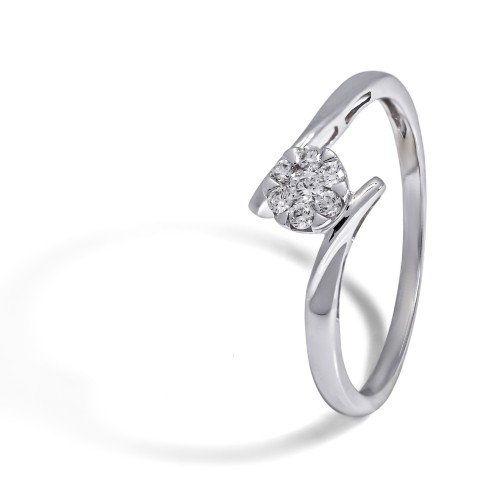 Žiarivý diamantový prsteň z bieleho zlata 0.12 ct