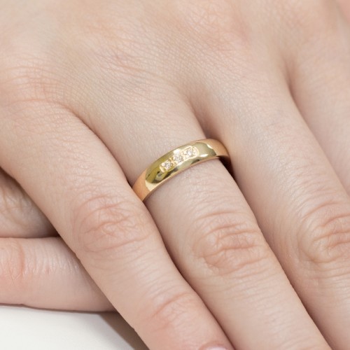 Diamantový prsteň zo žltého zlata 0.05 ct