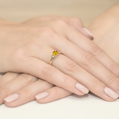 Diamantový prsteň zo žltého zlata s Citrínom