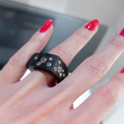 Netradičný drevený prsteň s diamantmi v ružovom zlate 0.544 ct