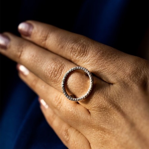 Moderný prsteň zo žltého zlata s diamantami 0.20 ct